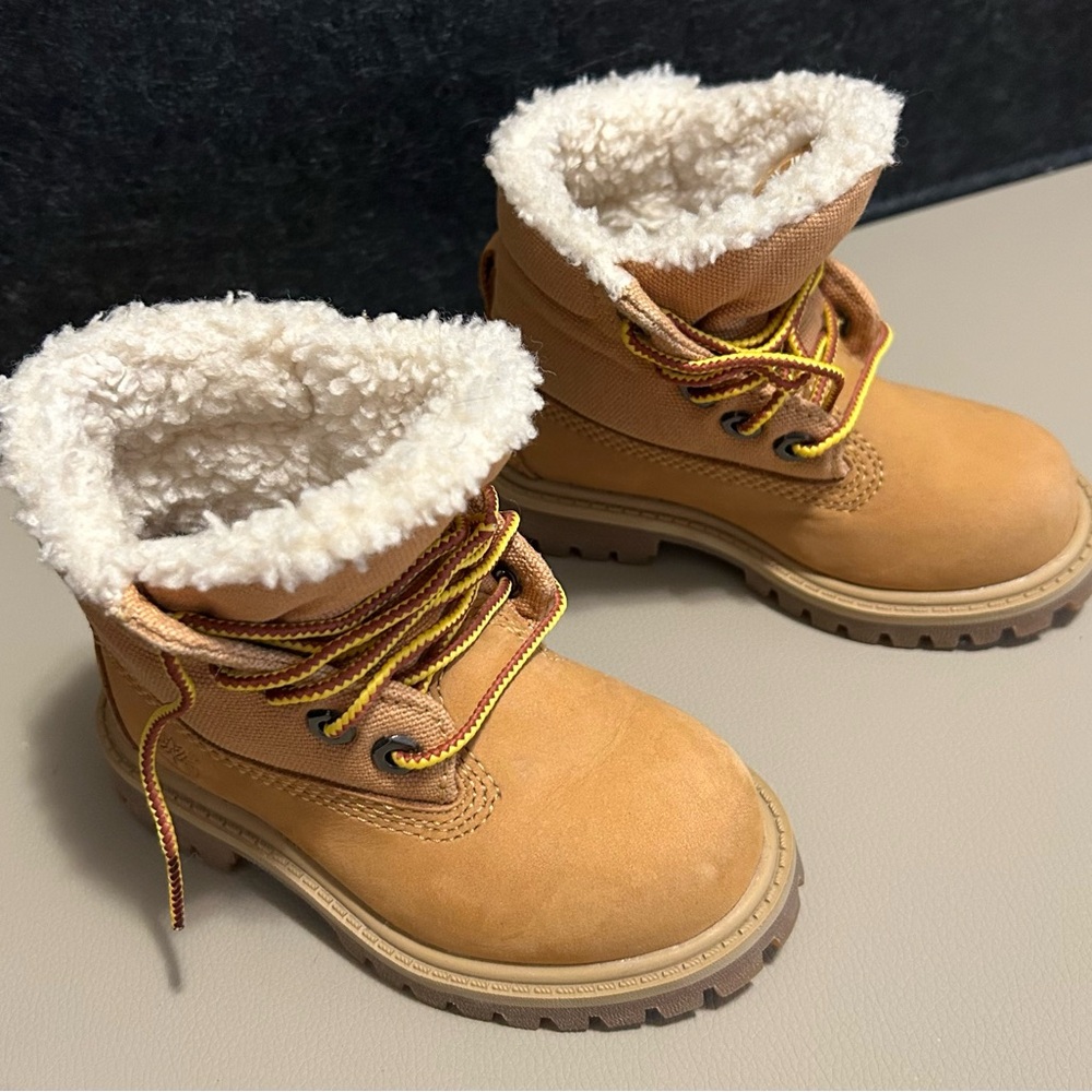 Timberland PRO Tan Kids Boots with Fleece Lining